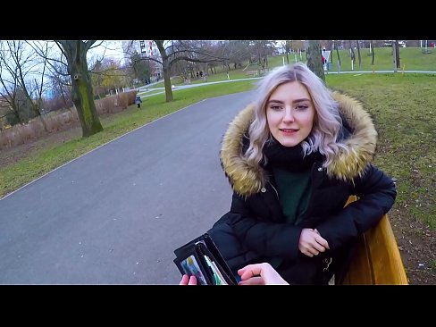 ❤️ Swallows cum panas muhrim pikeun duit - blowjob di taman ku Eva Elfie porno homemade di urang% su.hellporno-com.ru% ❤